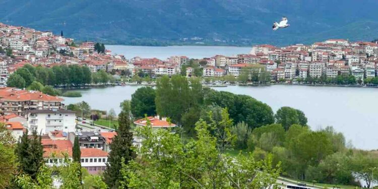 KASTORIA, GREECE • Prime 12 Vacationer Spots & Issues to Do