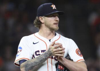 Astros’ playoff push dealt important blow