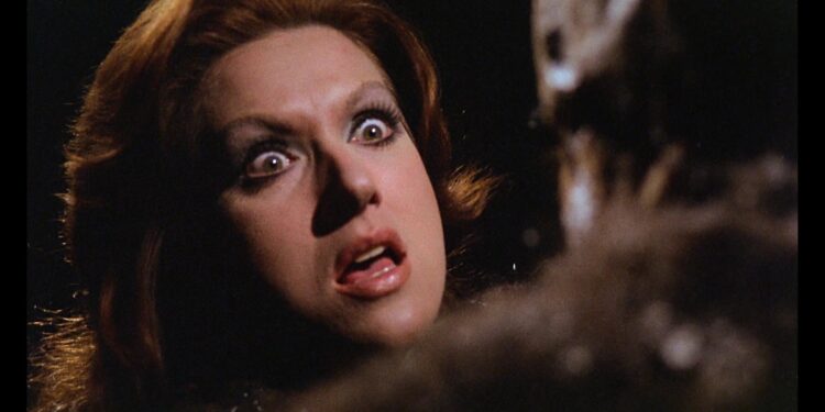 HORROR EXPRESS Evaluations and free on many platforms and YouTube