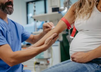 Genetic blood exams throughout being pregnant could also be cheaper if you happen to do not use your insurance coverage : Pictures