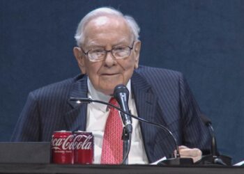 Warren Buffett’s public Kraft Heinz criticism is extraordinarily uncommon for the sometimes passive proprietor