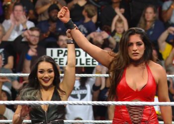 Raquel Rodriguez pins 4-time World Champion; Enormous twist after the match on RAW