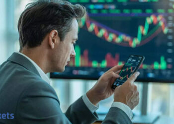 Commodity Radar: Purchase on dips as gold consolidates forward of Fed. 5 tech instruments to sharpen your trades