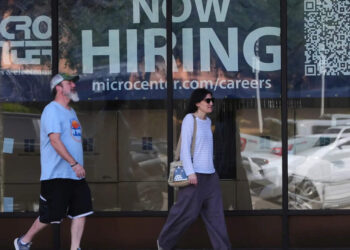 Find out how to clarify US economic system’s 4% progress and no jobs