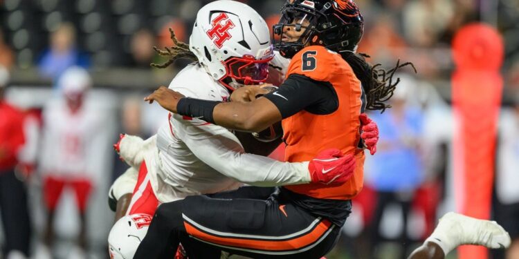 Houston 4-0 after rallying previous Oregon State in OT