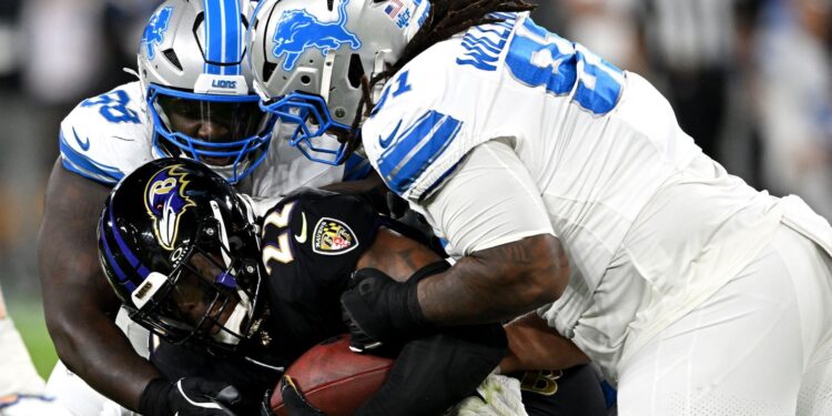 Derrick Henry points heartfelt apology for late-game fumble in 38-30 loss to Lions