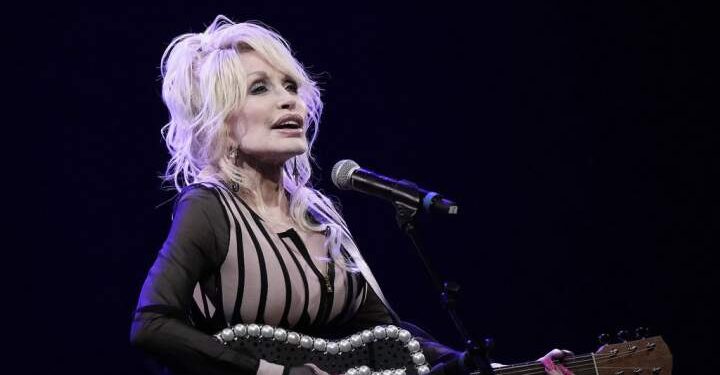 Dolly Parton postpones Vegas residency for 1 yr on account of ‘well being challenges’ – Nationwide