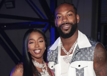 Celebrates Za’Darius Smith’s B-Day, Shares “First” Pic