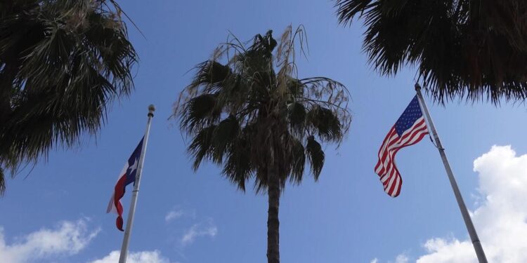 As individuals lose medical health insurance, strained care techniques worsen : Photographs