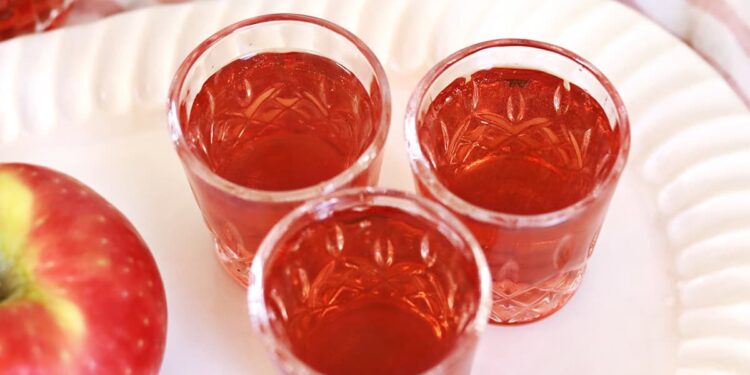 Washington Apple Shot – A Stunning Mess