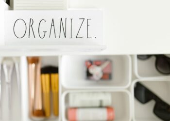 Methods to Create a Muddle-Free and Calm Dwelling Surroundings