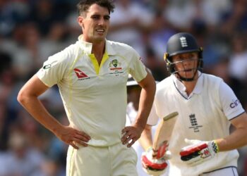 Stress fractures emerge in choice panel’s stagnant strategies with Aussies going through Ashes day of reckoning