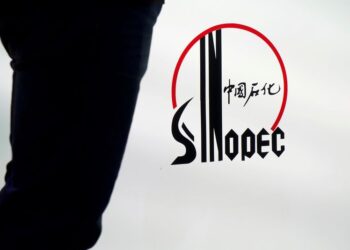 Sinopec diverts supertanker from US-sanctioned port, ship monitoring information exhibits