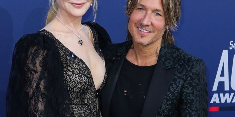 How Nicole Kidman Raised Her Daughters Whereas Working