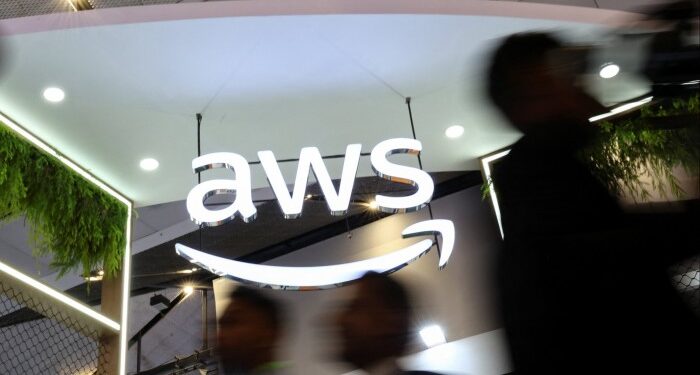 Amazon’s cloud enterprise hit by widespread outage
