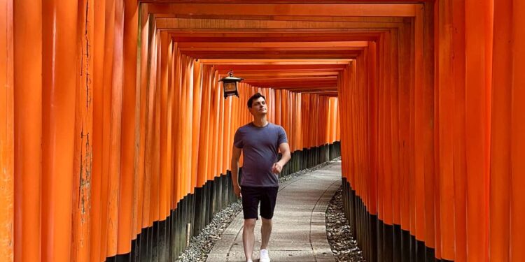 A Higher Option to Keep Linked When You Journey