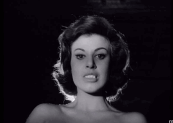 THE PLAYGIRLS AND THE VAMPIRE Italian ’60s horror – free on YouTube