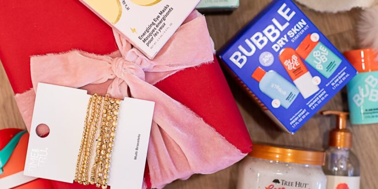 Trending Teen Lady Reward Concepts She’ll Love