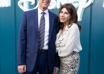 Golden Bachelor’s Theresa Nist on Avoiding Gerry Turner at Season 2 Finale