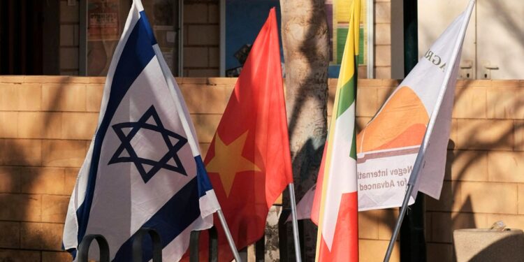 Exploring Gabon Vacationer Sights: 48 Hours of Journey