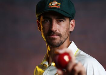 Starc swipes CA over determination to dump Gabba for Ashes opener