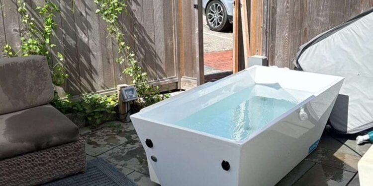 Ice Tub Routine for Novices: Chilly Remedy Made Simple