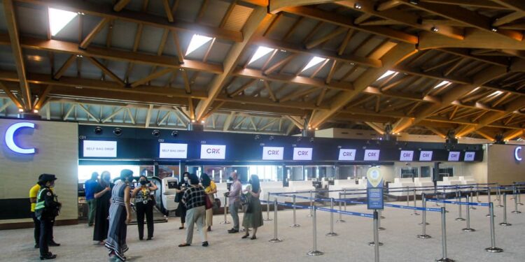 High 10 Typical AIRPORT MISTAKES First-Time Vacationers Make