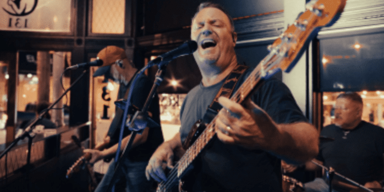 The Coronary heart Behind the Honky Tonk: Robert Eskridge’s Nation Story