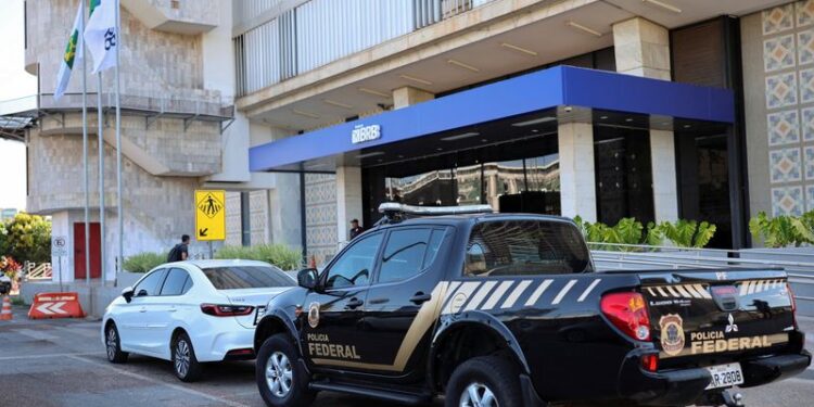 Brazil central financial institution shuts Banco Grasp as police detain high investor