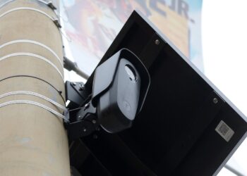 Lawmakers say stolen police logins are exposing Flock surveillance cameras to hackers