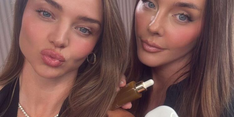 Inside Miranda Kerr’s Self-importance: Her Favourite Skincare Merchandise + The Final TSC x KORA Giveaway