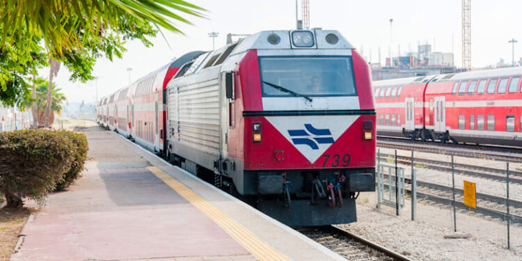 Smotrich selling Israel Railways privatization