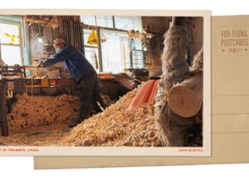 Chinese language artisan makes Russian matryoshka nesting dolls : NPR